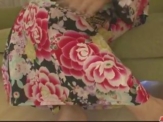 美麗 亞洲人 美洲獅 manami komukai 三人行 行動