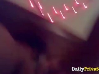 흑단 saiyan girl-next-door 빌어 먹을 그녀의 근사한 검정 girl-next-door