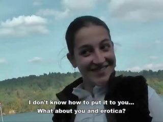 Menemani berhenti - nyata ceko tumpangan lenka kacau