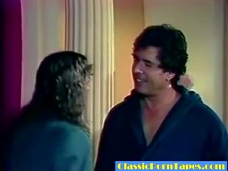 Ajaýyp kirli clip from the 80s
