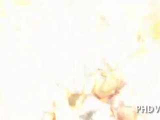 特點 bounds 上 癡肥 迪克