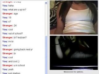 2 magnificent ragazze su omegle (lesbians) - morecamgirls.com