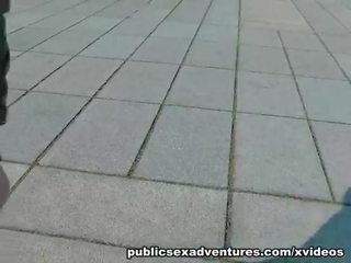 公 他媽的 同 captivating 業餘 青少年