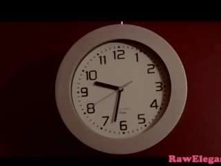 Bigtitted 歐元 assfucked 由 該 bartender