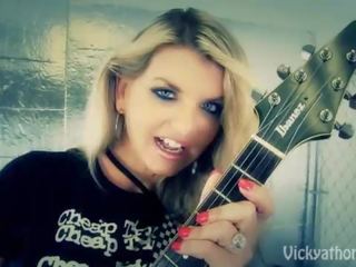 Cover my big süýji emjekler in jyzlamak! betje eje vicky vette!