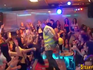 Cfnm sluts bapor na panghila strippers