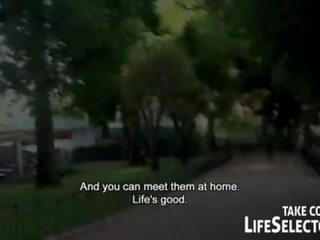 French movie director auditions her wannabe actresses.