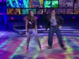 Bruna marquezine fazendo quadradinho danã§a dos famosos domingã£o dělat faustã£o 04