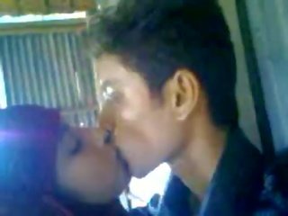 Indian inviting 20y Hijab Muslim COLLEGE young woman fun