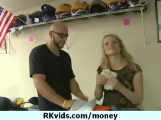 Плащане за голота и хубав възрастен клипс в публичен 3