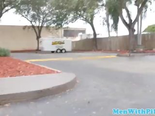 附带 吞咽 青少年 buttfucked 狗交媾般