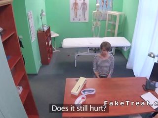 Short haired patient sucked doctors prick