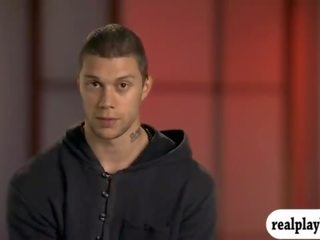 Ηδονικός κυρίες κουαρτέτο σε ο φυλακή κελί