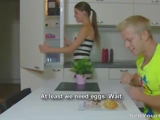 Sell your gf - teeny taking göte sikişmek for nagt pul
