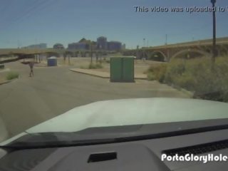 Porta отвір слави damsel ластівки сперма під a bridge