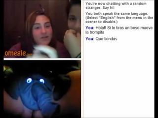 Chicas lindas mirando mi elefante charming Girls looking my elephant on omegle