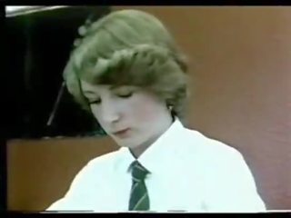 好色之徒 窗口 洗 - 英国的 女学生 - 葡萄收获期