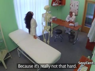 Healer jaýirmak student şepagat uýasy