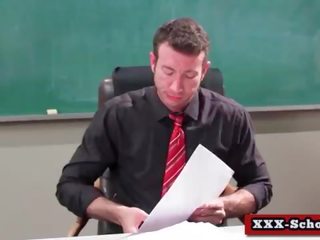 Uly emjekli schoolgirls and teachers fucked in klass 08