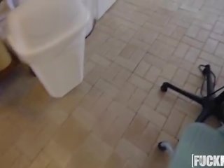 Karlie brooks sa voyeurs rub at bapor na panghila apology