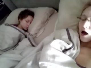 合意 大 胸部 青少年 女朋友 风险 手淫 下一个 到 睡眠 sis 上 凸轮 - fuckcam69.com