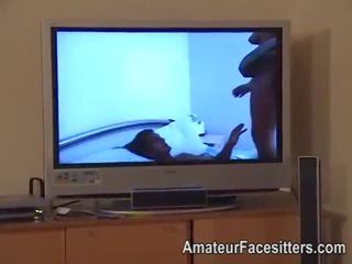 Ukarane przez dwa kobiety na oglądanie x oceniono wideo