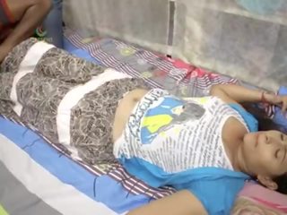 Indian Surekha aunty terrific embracing navel kiss and groping - sex clip movs - Watch Indian flirty porn Vide