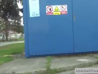 Cudzinec výbery hore a fucks pleasant násťročné v autobus
