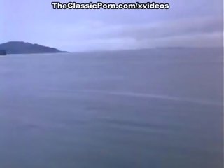 Jamie gillis, sharon mitchell, paul thomas в класичний ебать відео