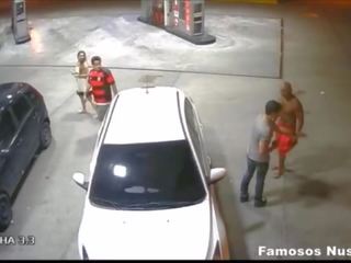 Pm dando um boquete