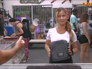 Domišljavo natakarica zajebali s umazano pawn stripling