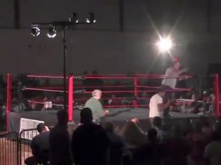 Devyn ニコール 対 su ヨン