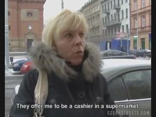 Cseh bevállalós anyuka ad egy fej mert egy randy harkály