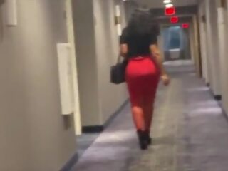 Valerie kay invites lil d upang yoga oras pt 1
