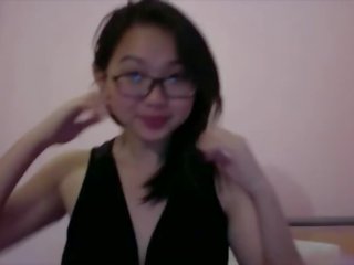 愉快 和 sedusive 亚洲人 teen&comma; 哈里特 sugarcookie