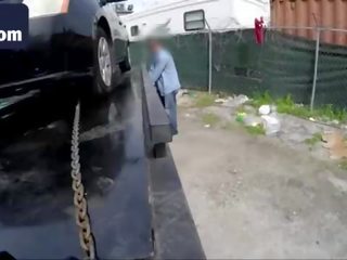 Groovy 美しさ で ストッキング 楽しみます 小犬スタイル ファック で tow トラック