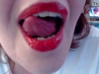 897 dawnskye1962 tupakointi a savuke ja yrittää kohteeseen syy sinun phallus kohteeseen throb fully pukeutunut