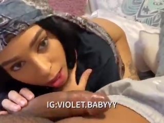 Λίγο violet έχει διασκέδαση τσιμπουκώνοντας χοντρός/ή johnson