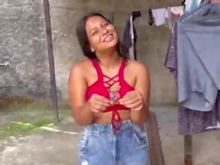 Nuevamente mi vecino 我 ofrece dinero para 闕 tenga sexo con 埃爾 無 podia rechazar 啦 oferta