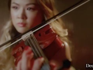 Deeper&period; mona initiates 該 最終 5-girl 逆轉 鋼棒