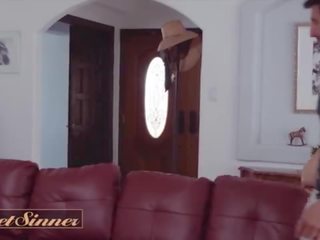 Dilf cheats sa kaniya asawang babae may malaki utong inang kaakit-akit - sweetsinner