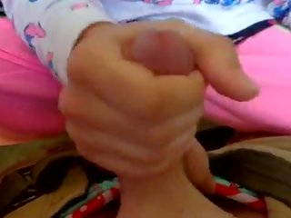 Kails does a tug