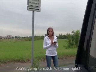 Splendid excellent pokemon chasseur gros seins stunner convaincu à baise étranger en au volant van