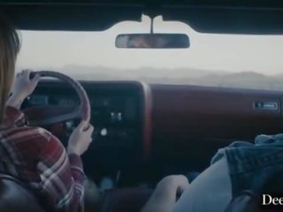 Deeper&period; seth & gabbie 他妈的 上 汽车 兜帽 而 她的 bf 是 远