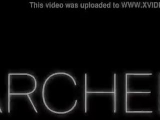 Arched&colon; גמישה ג'ינג'ית אגורה שכבתי יש ל משומן xxx סרט עם laz fyre