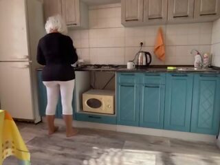 媽媽我喜歡操 利差 她的 大 屁股 為 肛門 臟 電影 她的 兒子