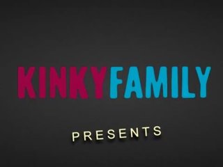 Kakatuwang kaisipan pamilya - cumming lahat sa ibabaw stepsis sofie reyez puke