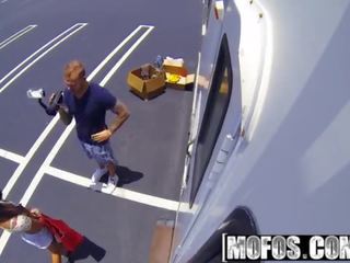 Mofos - project rv - gözel teens rv fuck starring renee roulette
