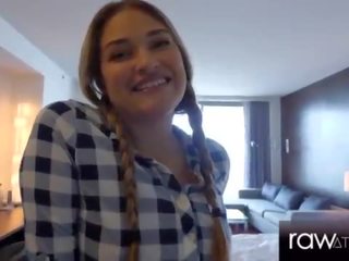 Gizelle blanco is a hujuwly götlüje call