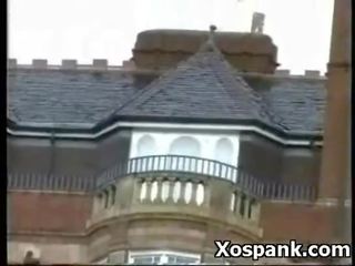 Шльопання матуся в bodacious будинок грати